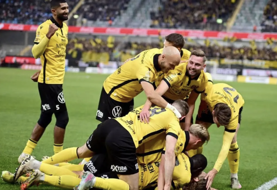 完全依靠自, 超米亚尔比, BeCey 完全依靠自, 超米亚尔比, BeCey